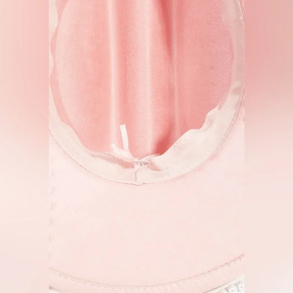 NWT Chic Pink Cowboy Hat with Pearl Chain NWT - Picture 3 of 7